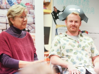 Adamik Zsolt- találkozó a gyerekkönyvtárban - fotó: Ónodi Zoltán