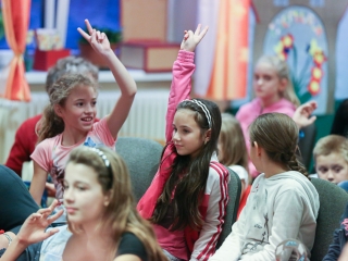 Adamik Zsolt- találkozó a gyerekkönyvtárban - fotó: Ónodi Zoltán