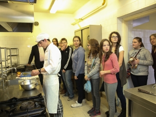 Kereskedelmi iskola - Diákcsalogató a Fészekben - fotó: Ónodi Zoltán