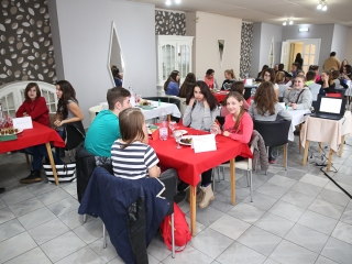 Kereskedelmi iskola - Diákcsalogató a Fészekben - fotó: Ónodi Zoltán