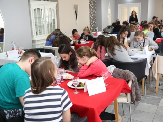 Kereskedelmi iskola - Diákcsalogató a Fészekben - fotó: Ónodi Zoltán