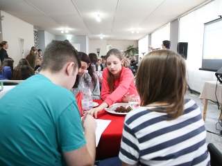 Kereskedelmi iskola - Diákcsalogató a Fészekben - fotó: Ónodi Zoltán