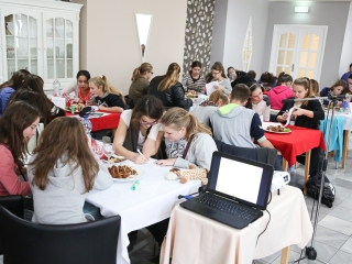 Kereskedelmi iskola - Diákcsalogató a Fészekben - fotó: Ónodi Zoltán