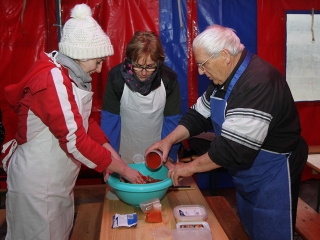 Kolbászfesztivál a Városháza téren - fotó: Sándor Judit