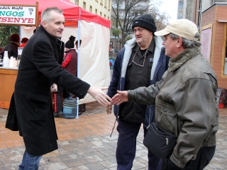 Kolbászfesztivál a Városháza téren - fotó: Sándor Judit