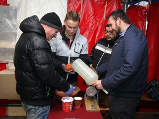 Kolbászfesztivál a Városháza téren - fotó: Sándor Judit