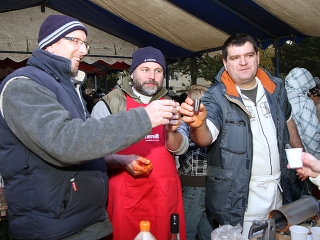 Kolbászfesztivál a Városháza téren - fotó: Sándor Judit