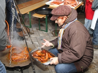 Kolbászfesztivál a Városháza téren - fotó: Sándor Judit