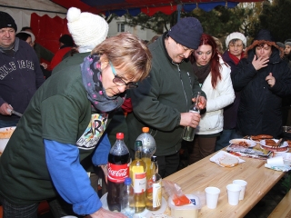 Kolbászfesztivál a Városháza téren - fotó: Sándor Judit