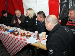 Kolbászfesztivál a Városháza téren - fotó: Sándor Judit