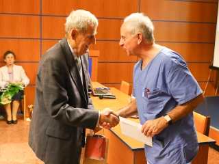 Arany, gyémánt és vas dilpomás orvosok köszöntése a kórházban - fotó: Ónodi Zoltán