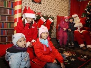 Coca-Cola Karácsonyi Karaván - Dunaújváros, 2015 - fotó: Sándor Judit