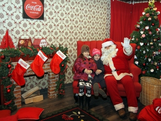 Coca-Cola Karácsonyi Karaván - Dunaújváros, 2015 - fotó: Sándor Judit