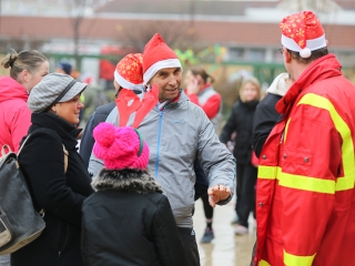 Mikulásfutás a Mentőszolgálatért - fotó: Ónodi Zoltán