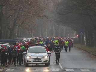 Mikulásfutás a Mentőszolgálatért - fotó: Ónodi Zoltán