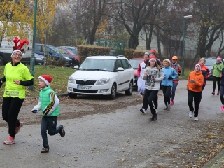 Mikulásfutás a Mentőszolgálatért - fotó: Ónodi Zoltán
