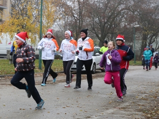 Mikulásfutás a Mentőszolgálatért - fotó: Ónodi Zoltán