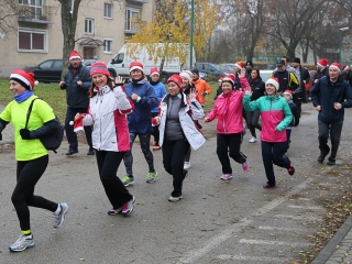 Mikulásfutás a Mentőszolgálatért - fotó: Ónodi Zoltán