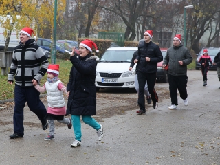 Mikulásfutás a Mentőszolgálatért - fotó: Ónodi Zoltán