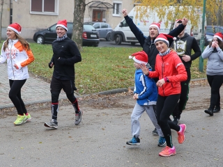Mikulásfutás a Mentőszolgálatért - fotó: Ónodi Zoltán