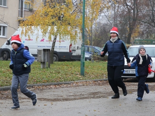 Mikulásfutás a Mentőszolgálatért - fotó: Ónodi Zoltán