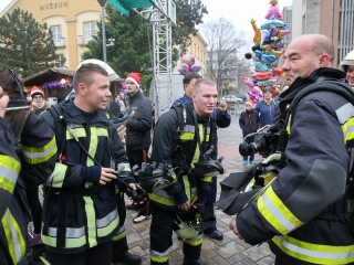 Mikulásfutás a Mentőszolgálatért - fotó: Ónodi Zoltán