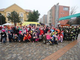 Mikulásfutás a Mentőszolgálatért - fotó: Ónodi Zoltán