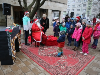 Mikulás a Római városrészi adventen - fotó: Ónodi Zoltán