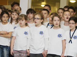 Kiállítás és díjátadó az Arany iskola rajztagozatának jubileumán - fotó: Sándor Judit