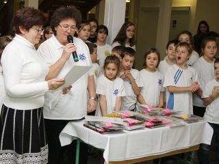 Kiállítás és díjátadó az Arany iskola rajztagozatának jubileumán - fotó: Sándor Judit