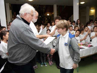 Kiállítás és díjátadó az Arany iskola rajztagozatának jubileumán - fotó: Sándor Judit