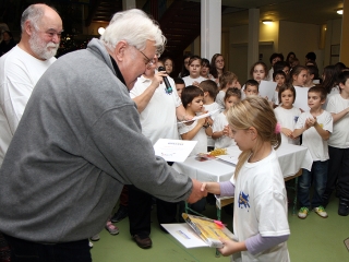 Kiállítás és díjátadó az Arany iskola rajztagozatának jubileumán - fotó: Sándor Judit