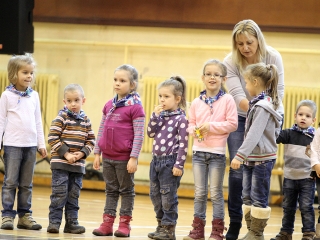 Jótékony Angyalok a sportcsarnokban - fotó: Sándor Judit