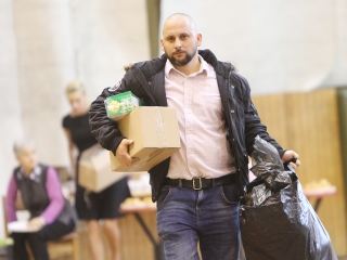 Jótékony Angyalok a sportcsarnokban - fotó: Sándor Judit