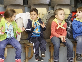 Jótékony Angyalok a sportcsarnokban - fotó: Sándor Judit