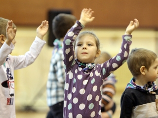 Jótékony Angyalok a sportcsarnokban - fotó: Sándor Judit