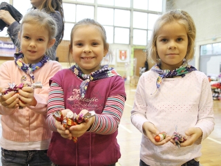 Jótékony Angyalok a sportcsarnokban - fotó: Sándor Judit