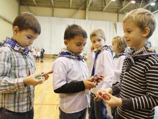Jótékony Angyalok a sportcsarnokban - fotó: Sándor Judit