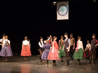 "Luca napja ma lészen" - Vasas néptánc gálaest - fotó: Ónodi Zoltán