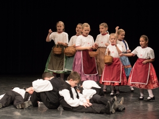 "Luca napja ma lészen" - Vasas néptánc gálaest - fotó: Ónodi Zoltán