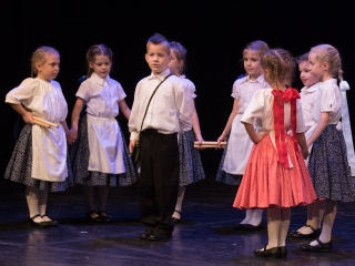 "Luca napja ma lészen" - Vasas néptánc gálaest - fotó: Ónodi Zoltán