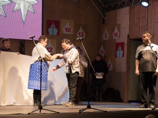 Adventi forgatag a főtéren - fotó: Ónodi Zoltán