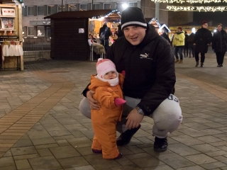 Adventi forgatag a főtéren - fotó: Ónodi Zoltán