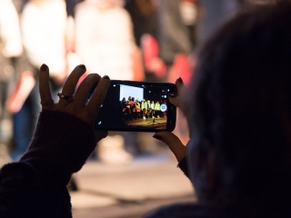 Adventi forgatag a főtéren - fotó: Ónodi Zoltán