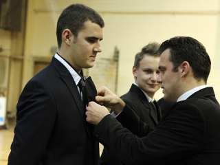 A Kereskedelmi iskola szalagtűzési ceremóniája - fotó: Sándor Judit