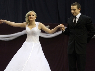 A Kereskedelmi iskola szalagtűzési ceremóniája - fotó: Sándor Judit