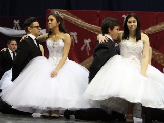 A Kereskedelmi iskola szalagtűzési ceremóniája - fotó: Sándor Judit