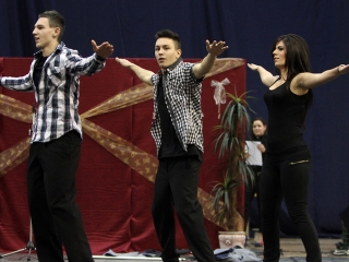 A Kereskedelmi iskola szalagtűzési ceremóniája - fotó: Sándor Judit