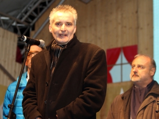 Rio Klub - Autóátadás a főtéren - fotó: Sándor Judit