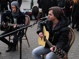 A Fidesz helyi szervezeténk jótékonysági akciója a szülőszoba felújításáért - fotó: Sándor Judit